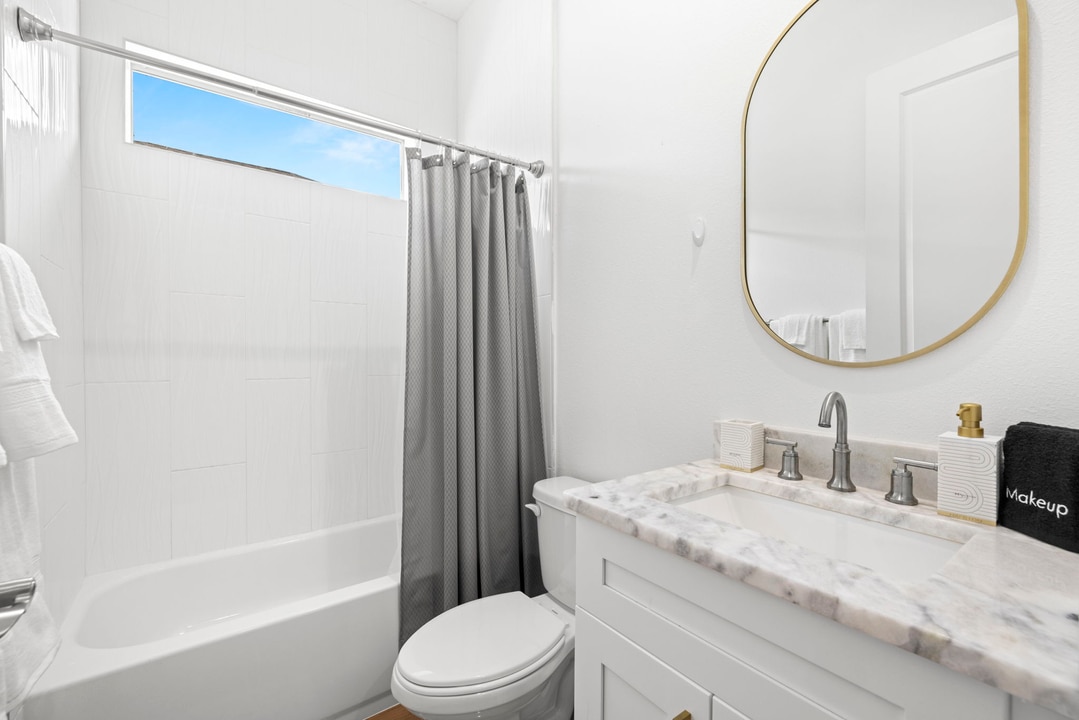 Property p12 image 38